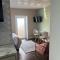 1 double bed studio with private access - 普里茅斯
