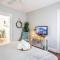 Sunny & Spacious 2BD 1BA WFH Apt-Huge Yard & Patio - فيرفيلد