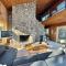 Lake Superior Retreat Private Wooded Haven with Panoramic Views - Hovland