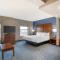 Comfort Suites near Birkdale Village- Huntersville