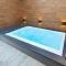 504 New, Fantastic Rooftop with Private Jacuzzi - 拉古纳