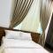 Kayz luxury suites - Olowoira