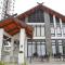 Cozy Muji Room 1BR with Balcony in Royal Oceancrest Mactan near Mactan Airport - Lapu Lapu City