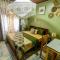 AlyChe Home