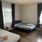 The Disney Hostel - Fullerton - OC - 福乐顿市