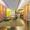 Mega Style Apartments Mainpoint
