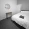 City Centre 4 Bedroom Home At Hush Haven Homes Short Lets and Serviced Accommodation - MKM Stadium, Royal Infirmary Hospital - Hull