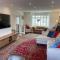 Luxurious Large open plan family home - walk to Addenbrookes - Cambridge Homehost - CBG