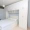 Amara Sea View Aparments Lungomare - 伏罗拉