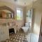 No 4 suite