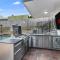 Fun N Sun - Ultimate Backyard Pool And Game Room - Sevierville