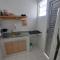 Casa com 2 Camas Queen e 1 King em Quartos Climatizados - 里约热内卢