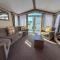 Stunning 6 Berth Caravan With Decking At Naze Marine Holiday Park Ref 17365Br - 内兹岬附近沃尔顿