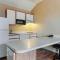 Extended Stay America Select Suites - Orlando - Lake Mary - 1040 Greenwood Blvd