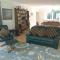 The Grumpy Trout Lodge #Outdoors on our #doorstep! - 图朗伊