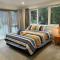 The Grumpy Trout Lodge #Outdoors on our #doorstep! - 图朗伊