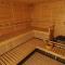 La Grande 11th floor Phase 2, posh 1BR balcony! - 安吉利斯