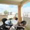 Central Apartment Close to St Lazarus and Finikoudes Beach with Private Parking and Balcony - Larnaka