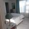 CoCo de Mer - Self Catering Log 2 - Lambertʼs Bay