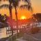 Sunset Cove - كيب كورال