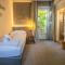Seven Boutique Hotel