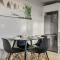 Miso 2 BD - Skyline View Patio Gym Pool & AC - Calgary