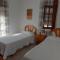 AMPLIO CHALET CON GRAN PISCINA