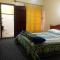Hotel Almanader