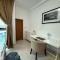 Luxurious 1BDR APT in Marina - Dubaj