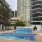 Luxurious 1BDR APT in Marina - Dubaj