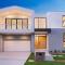 Luxurious 5 Bed Retreat with Pool near Gymea Village