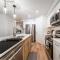 Chiccityescape3BDRM King - Stony Plain