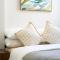 Cozy 3BR Home with Large Balcony for Relaxation
