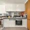 WOW Self-contained Apartment on Daly - ملبورن
