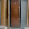 Stylish 2 bedrooms townhouse in central Wellington with a free car park