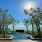Sky Suite and Infinity Rooftop Pool, Dubais Ultimate View 1Br apartment in Paramount Hotel Midtown