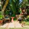 Beautiful country house set in lush garden - 惠灵顿
