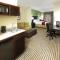 Holiday Inn Express & Suites Maumelle by IHG