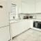 Paradigm House, Luxury 2-Bedroom Apartment 3, Free Parking, Oxford