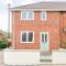 Dings House With FREE Parking In Super Central South West City Location By StayStaycations