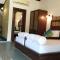 Asiatic Lion Lodge