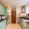 Beautiful 4-Bedroom Cottage Pass the Keys - Rickmansworth
