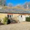 Cotswold country cottage on a peaceful farm - Ramsden