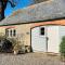 Cotswold country cottage on a peaceful farm - Ramsden