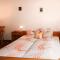 Apartment Garni Regina-2 by Interhome