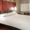ibis Paris Le Bourget - Ла-Курнев
