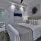 Solaris Beach House - Beachfront Property, St James - سانت جيمس