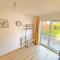 Miller House in Great location - Sleeps 14! Perfect for contractors - 贝德福德