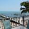 Pines & Palms Resort - Islamorada