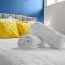 Bright and Modern Studio in Louisville # 108 - لويزفيل
